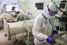 В Минздраве призвали не экономить на выплатах врачам в регионах